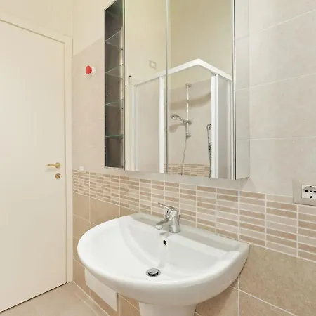 Дом отдыха Modern Holiday In With Swimming Pool *